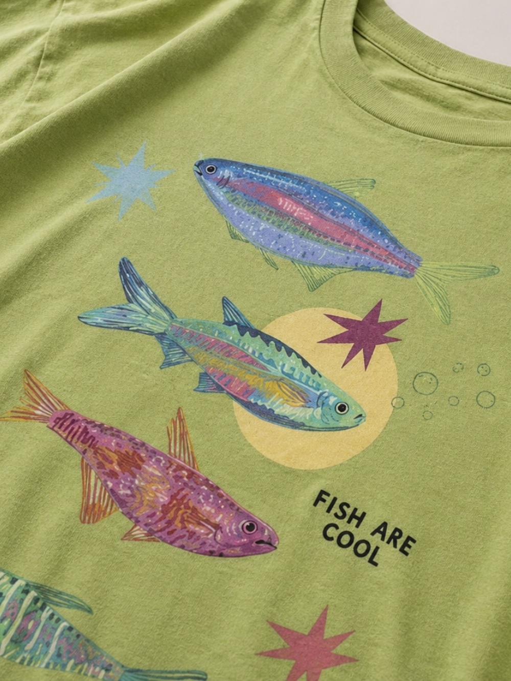 Gildan Lime Green Short Sleeve Tee with Colorful Fish Graphic - Picture 2 of 3